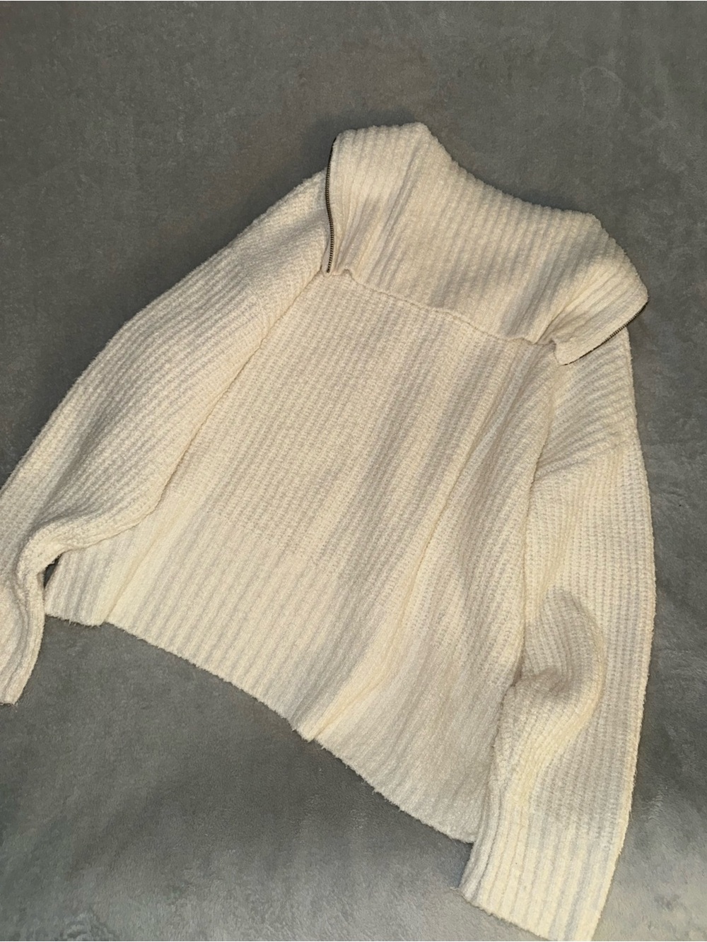 Sweater - Picture 2 of 4